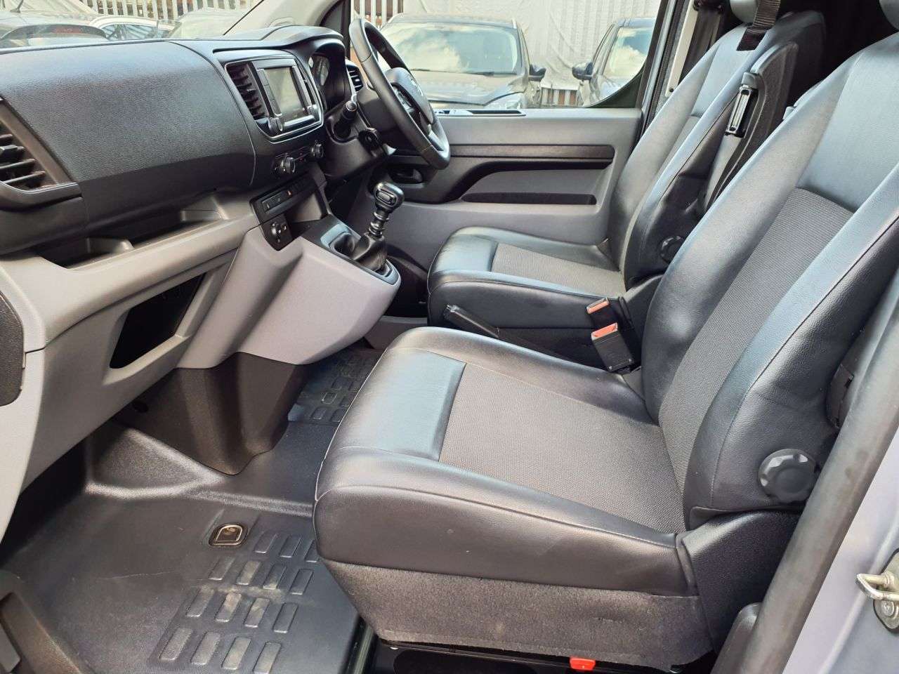 A 2021 VAUXHALL VIVARO 2.0 Turbo D 3100 Elite Panel Van 5dr Diesel Manual L2 H1 Euro 6 (s/s) (120 A 2021 VAUXHALL VIVARO 2.0 Turbo D 3100 Elite Panel Van 5dr Diesel Manual L2 H1 Euro 6 (s/s) (120