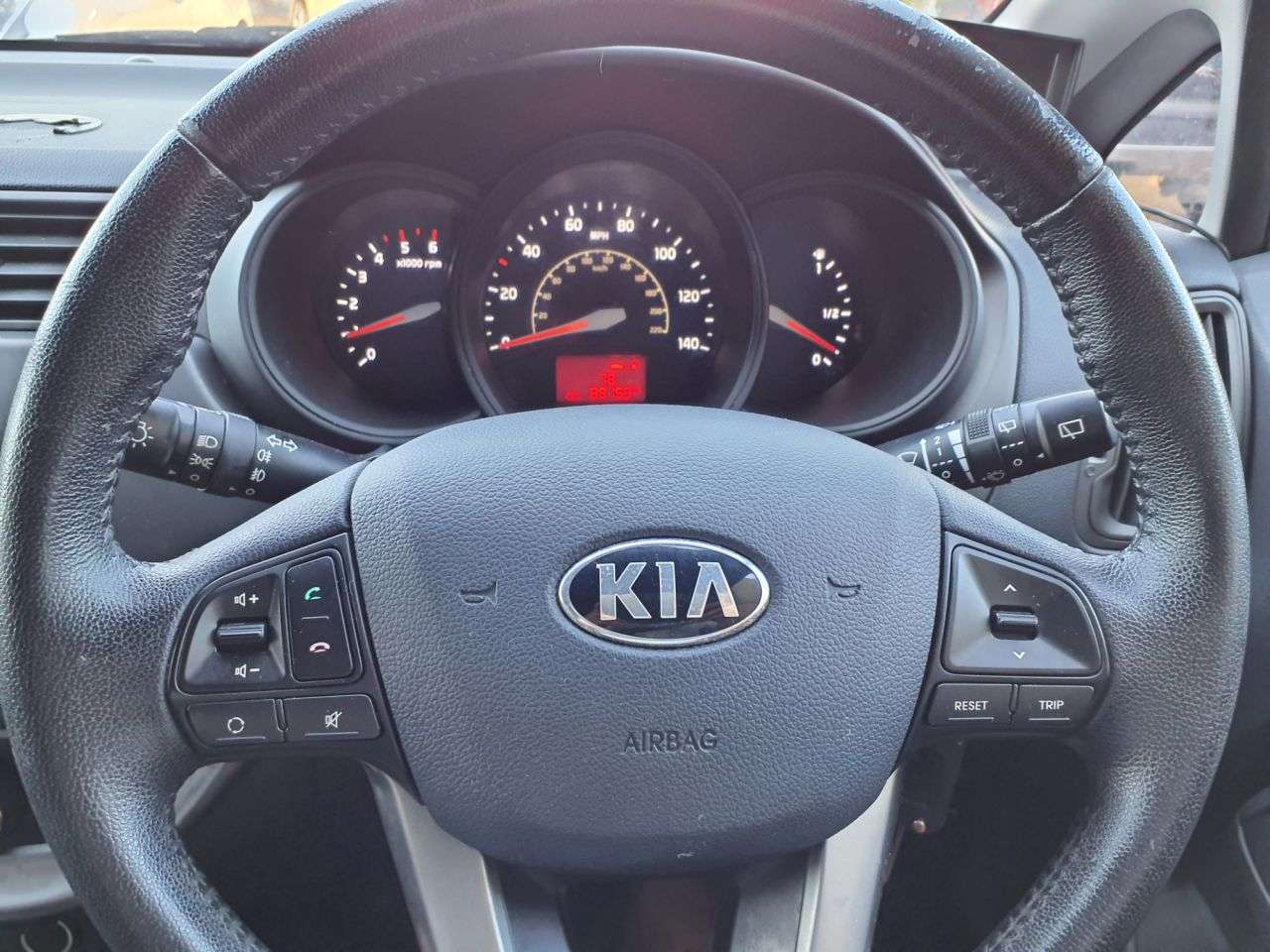 2012 KIA RIO 2012 KIA RIO
