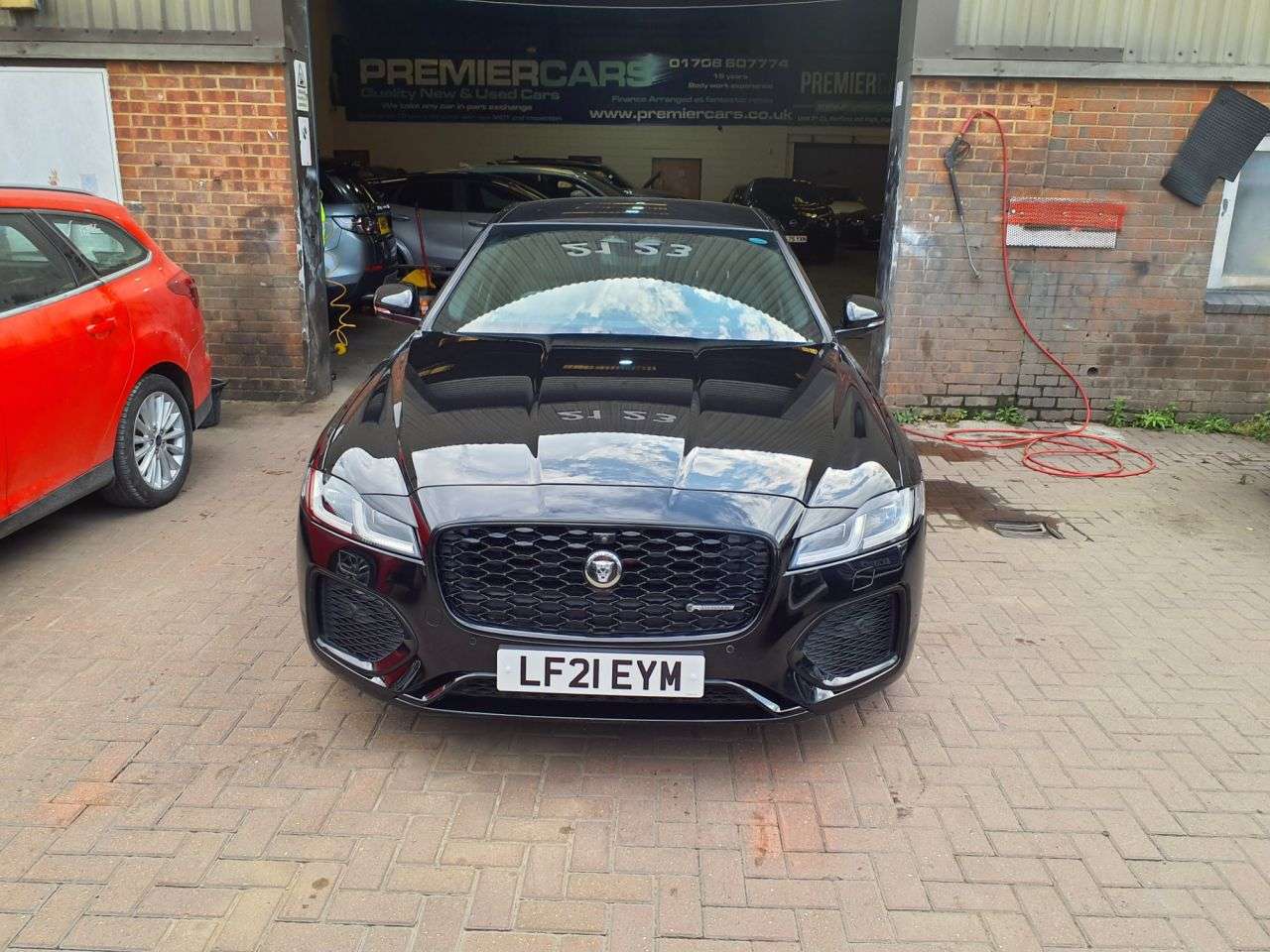 A 2021 JAGUAR XF 2.0 P250i R-Dynamic SE Saloon 4dr Petrol Auto Euro 6 (s/s) (250 ps) 6 MONTH A 2021 JAGUAR XF 2.0 P250i R-Dynamic SE Saloon 4dr Petrol Auto Euro 6 (s/s) (250 ps) 6 MONTH
