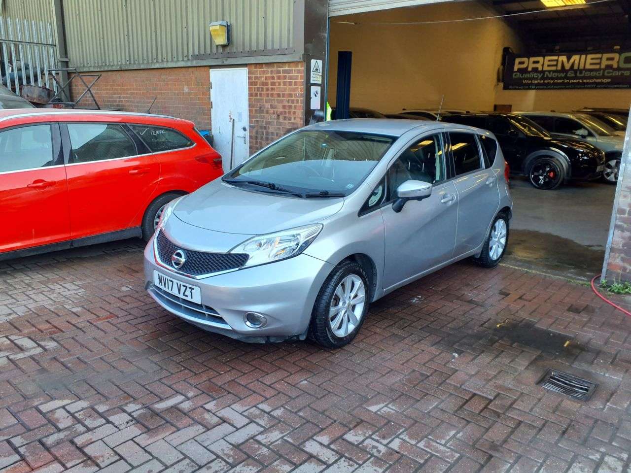 A 2017 NISSAN NOTE 1.2 DIG-S Tekna Hatchback 5dr Petrol XTRON Euro 6 (s/s) (98 ps) 3 MONTHS WA A 2017 NISSAN NOTE 1.2 DIG-S Tekna Hatchback 5dr Petrol XTRON Euro 6 (s/s) (98 ps) 3 MONTHS WA
