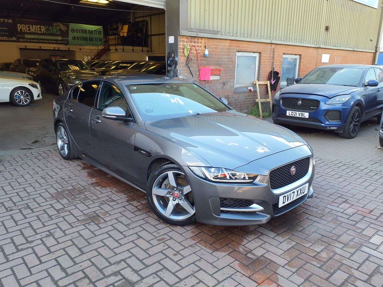 A 2017 JAGUAR XE 2.0d R-Sport Saloon 4dr Diesel Auto Euro 6 (s/s) (180 ps) 3 MONTHS WARRANTY A 2017 JAGUAR XE 2.0d R-Sport Saloon 4dr Diesel Auto Euro 6 (s/s) (180 ps) 3 MONTHS WARRANTY