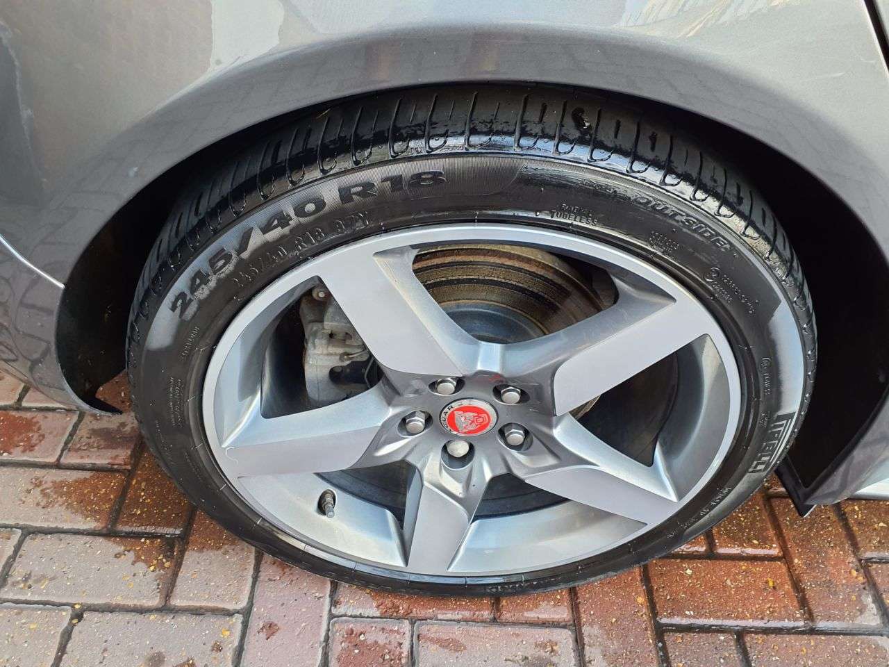 2017 JAGUAR XE 2017 JAGUAR XE