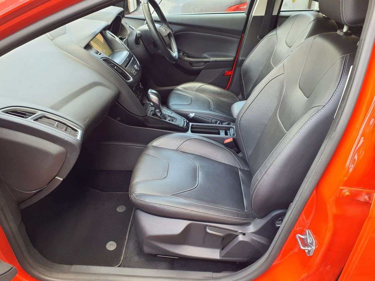 A 2017 FORD FOCUS 1.5 TDCi Titanium X Estate 5dr Diesel Powershift Euro 6 (s/s) (120 ps) 3 MO A 2017 FORD FOCUS 1.5 TDCi Titanium X Estate 5dr Diesel Powershift Euro 6 (s/s) (120 ps) 3 MO