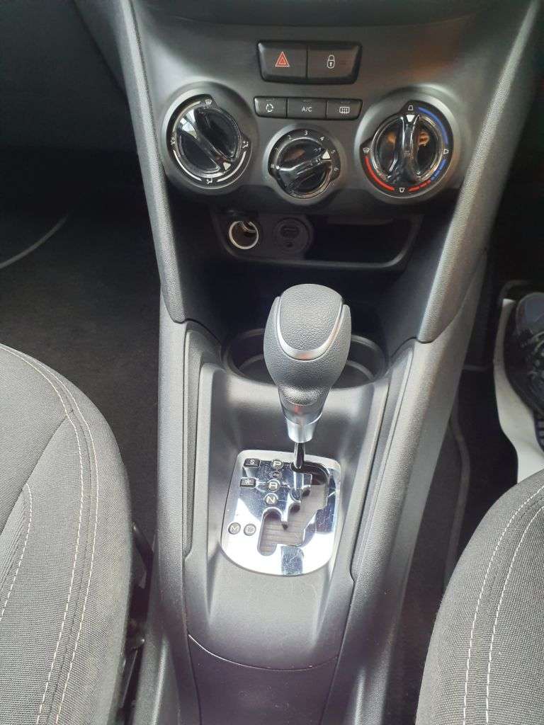 2018 PEUGEOT 208 2018 PEUGEOT 208