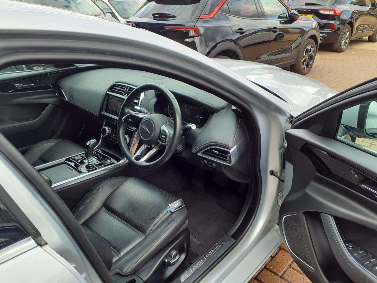 2020 JAGUAR XE 2020 JAGUAR XE