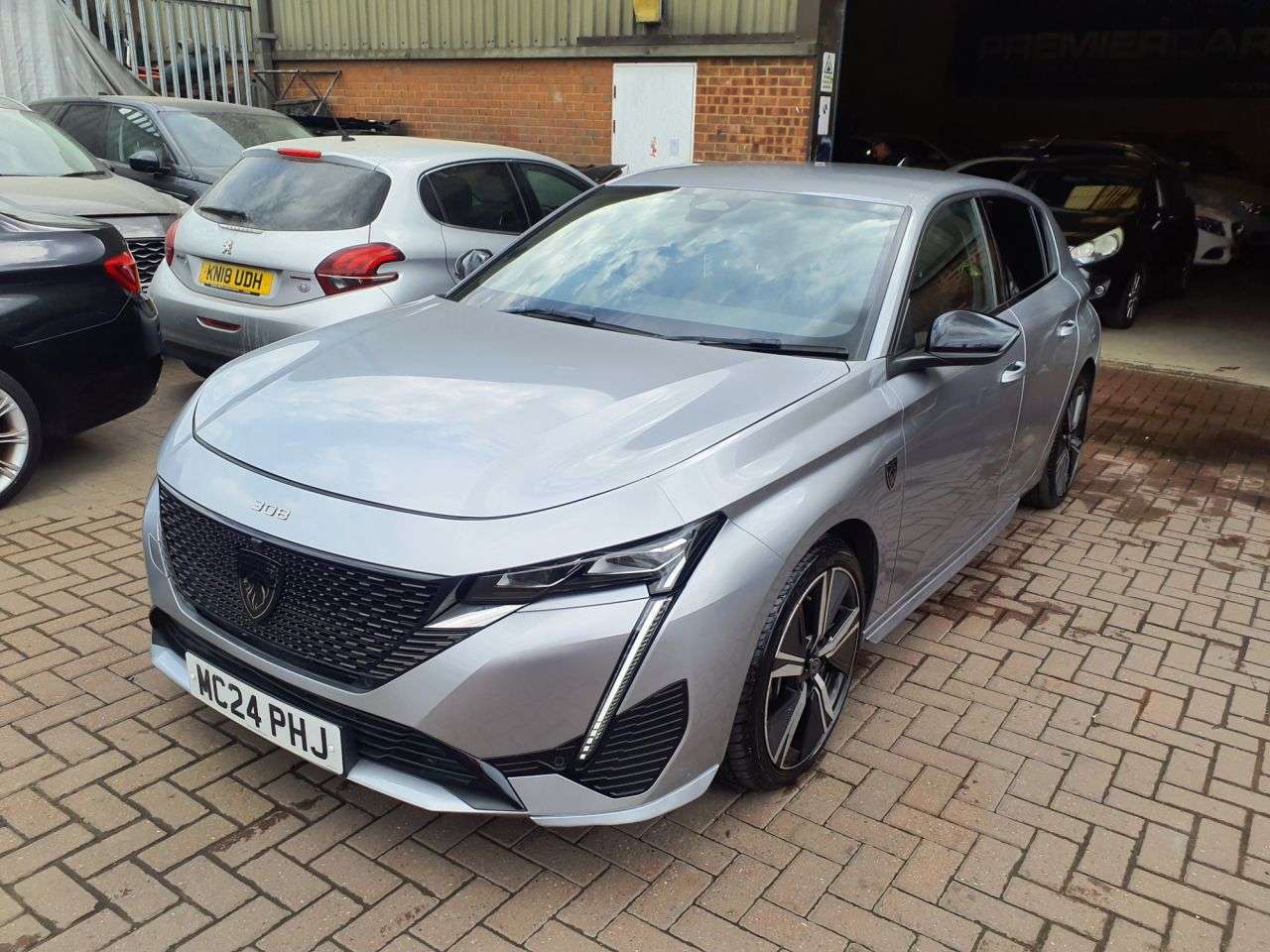 A 2024 PEUGEOT 308 1.6 12.4kWh GT Hatchback 5dr Petrol Plug-in Hybrid e-EAT Euro 6 (s/s) (180 A 2024 PEUGEOT 308 1.6 12.4kWh GT Hatchback 5dr Petrol Plug-in Hybrid e-EAT Euro 6 (s/s) (180