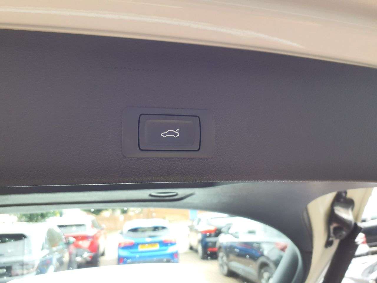 2021 AUDI Q2 2021 AUDI Q2