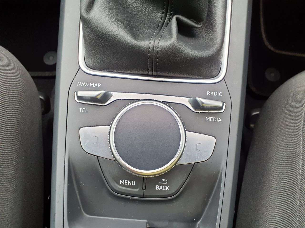 2021 AUDI Q2 2021 AUDI Q2