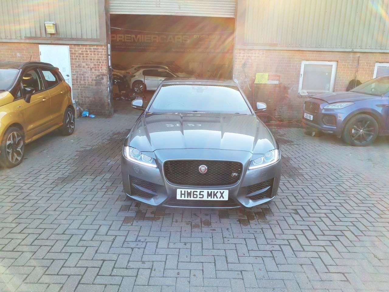 A 2015 JAGUAR XF 2.0d R-Sport Saloon 4dr Diesel Auto Euro 6 (s/s) (180 ps) 3 MONTHS WARRANTY A 2015 JAGUAR XF 2.0d R-Sport Saloon 4dr Diesel Auto Euro 6 (s/s) (180 ps) 3 MONTHS WARRANTY