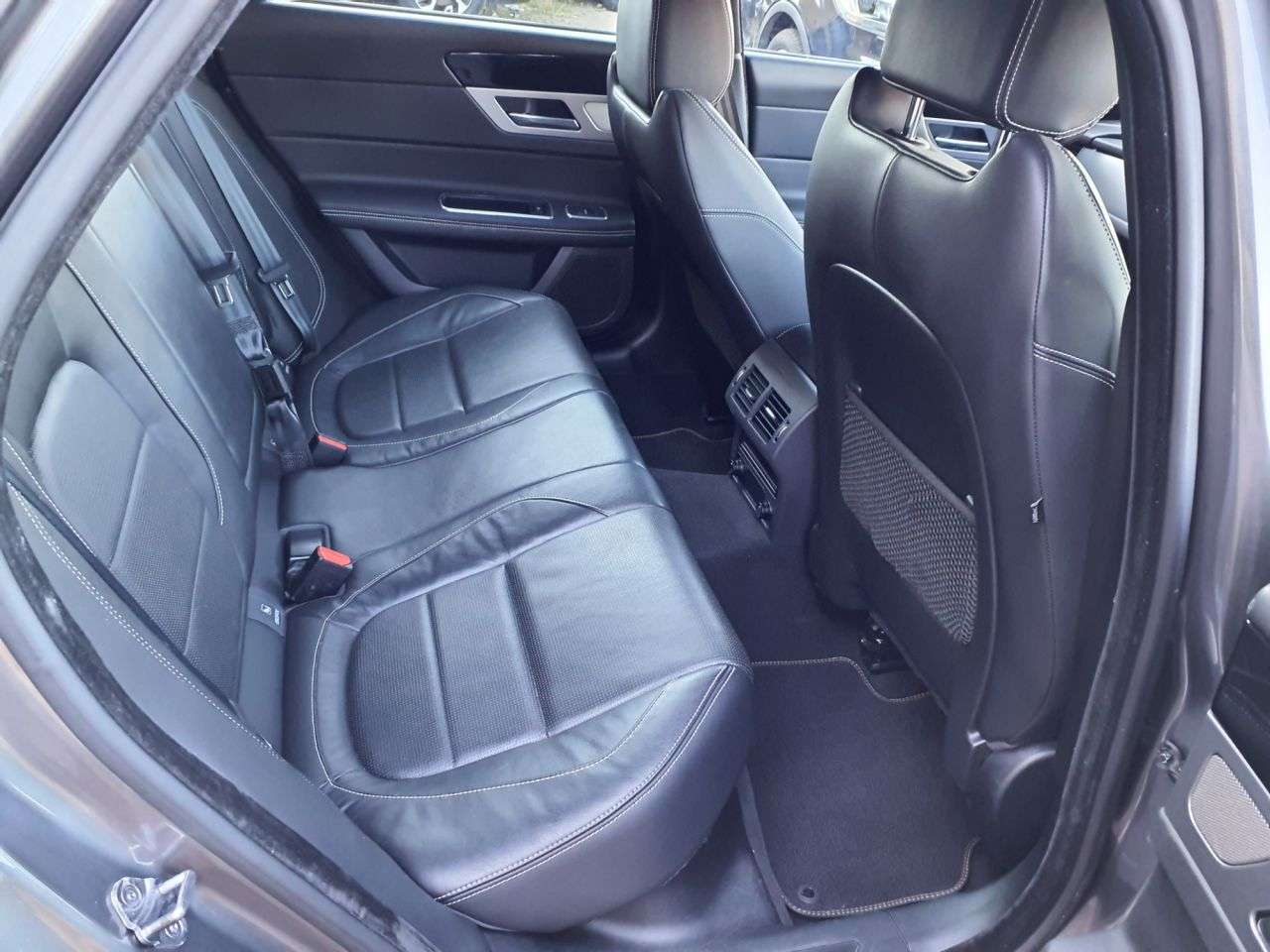 2015 JAGUAR XF 2015 JAGUAR XF