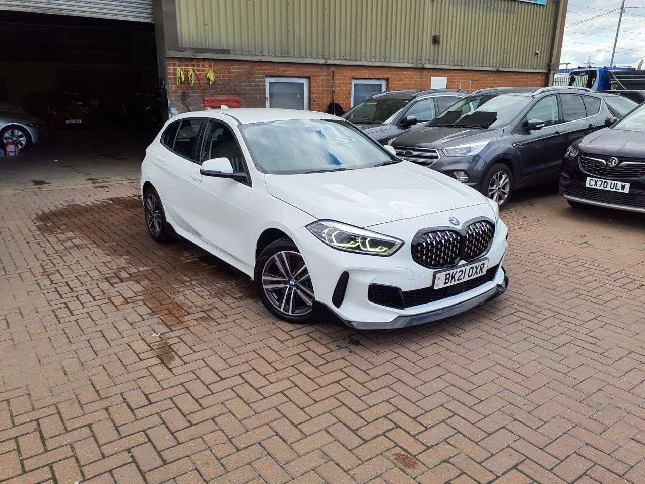 A 2021 BMW 1 SERIES 1.5 116d SE Hatchback 5dr Diesel DCT Euro 6 (s/s) (116 ps) 6 MONTH WARRANTY A 2021 BMW 1 SERIES 1.5 116d SE Hatchback 5dr Diesel DCT Euro 6 (s/s) (116 ps) 6 MONTH WARRANTY