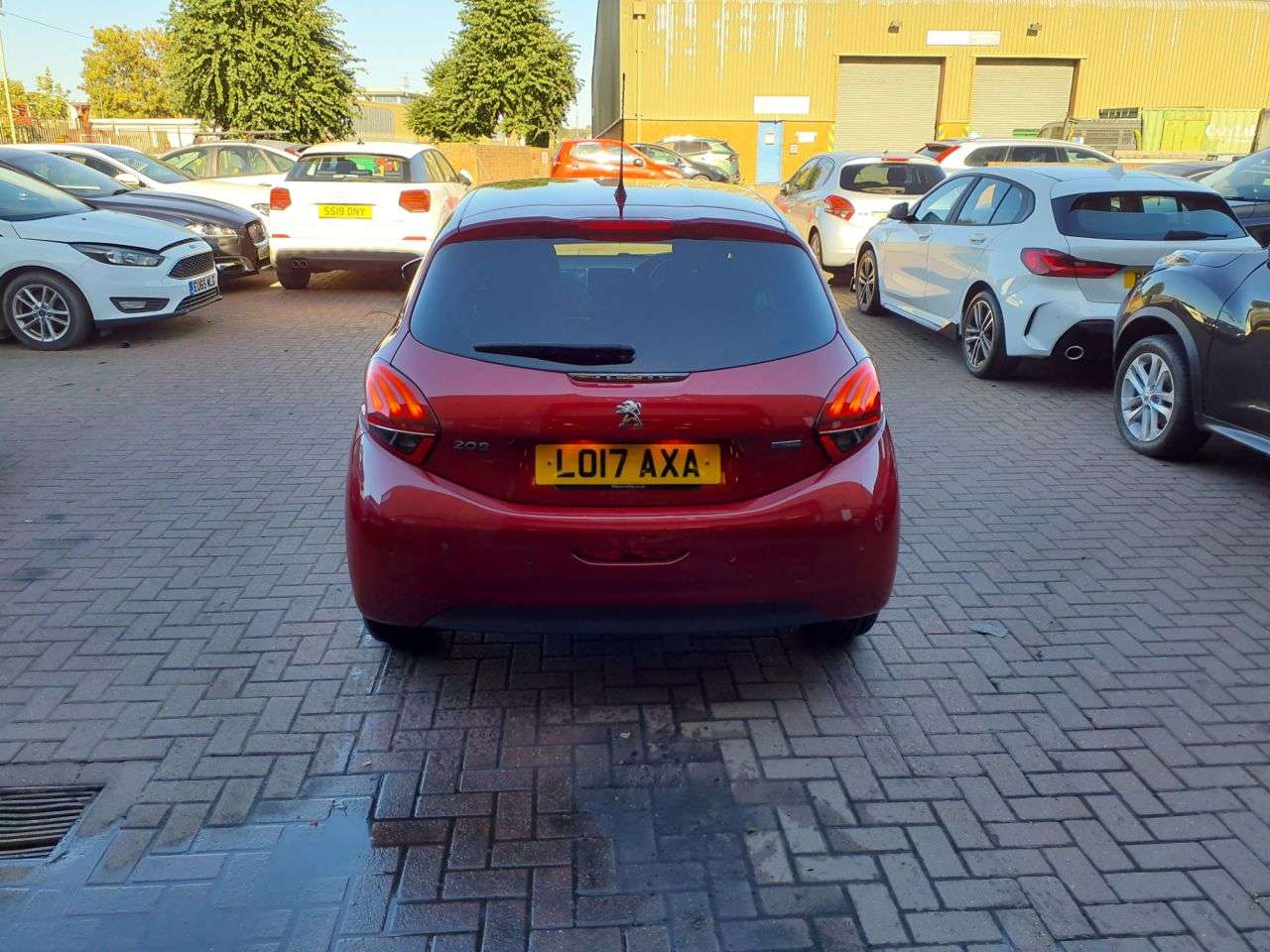 2017 PEUGEOT 208 2017 PEUGEOT 208