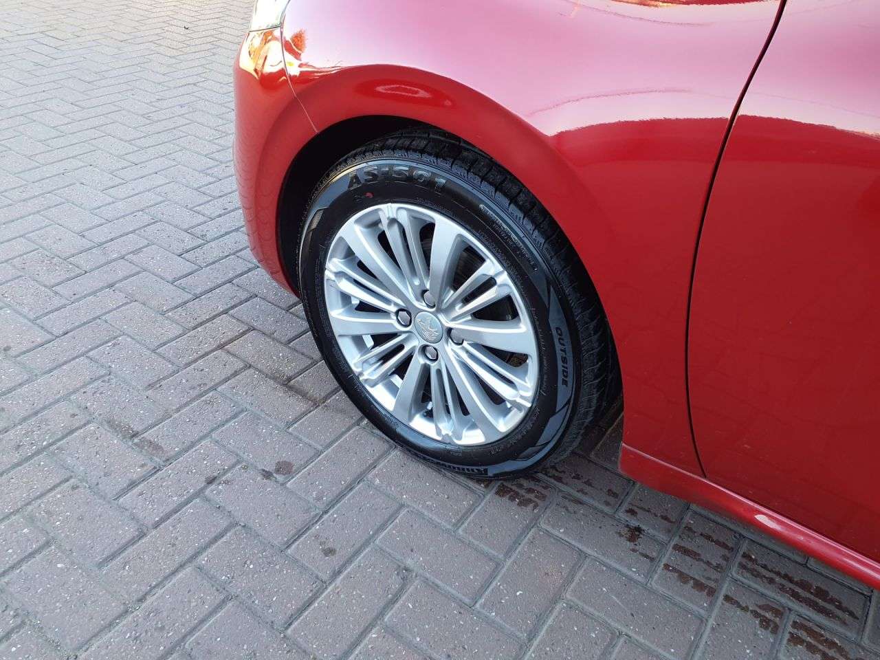 2017 PEUGEOT 208 2017 PEUGEOT 208