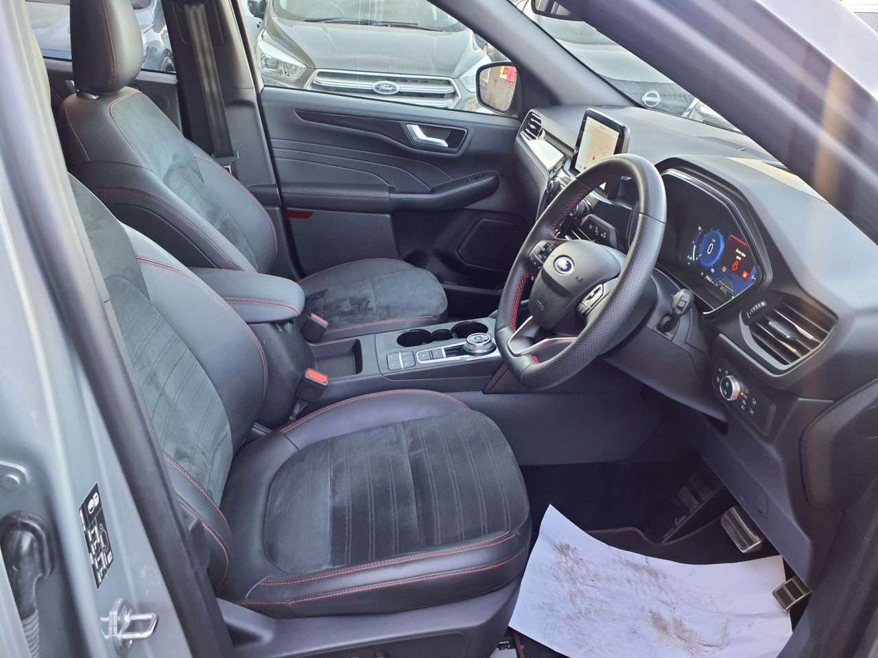 2022 FORD KUGA 2022 FORD KUGA
