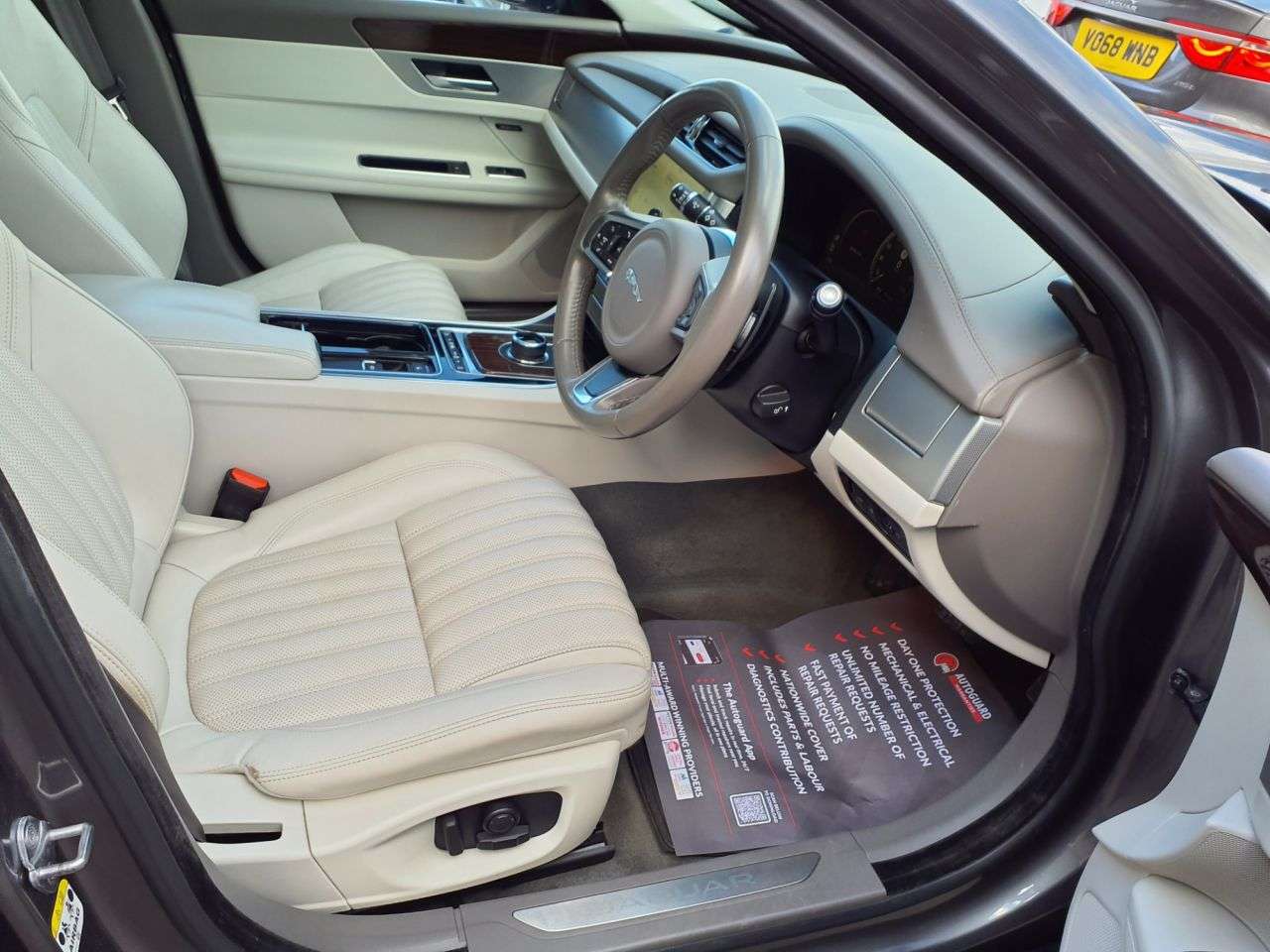 2017 JAGUAR XF 2017 JAGUAR XF