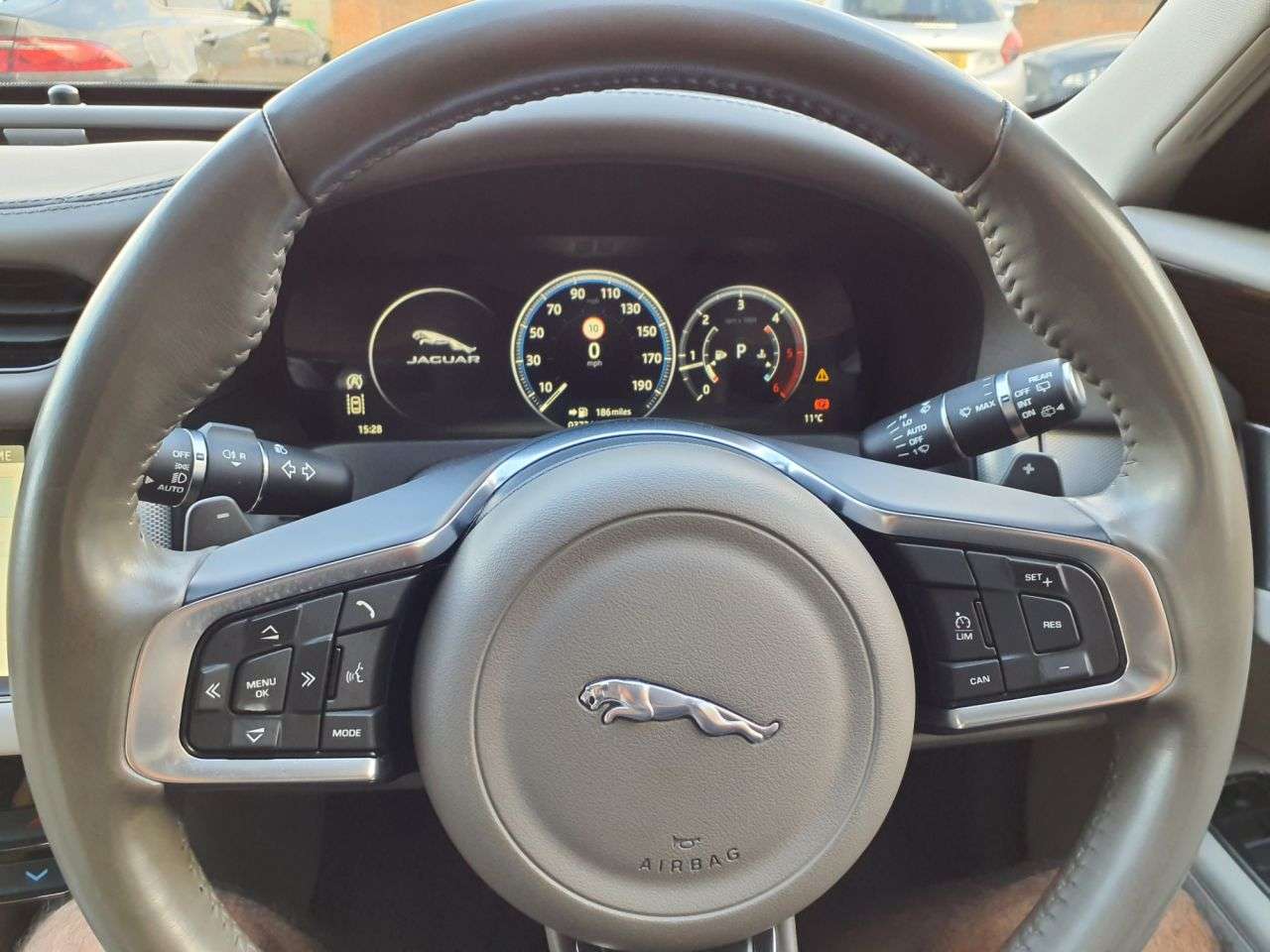 2017 JAGUAR XF 2017 JAGUAR XF