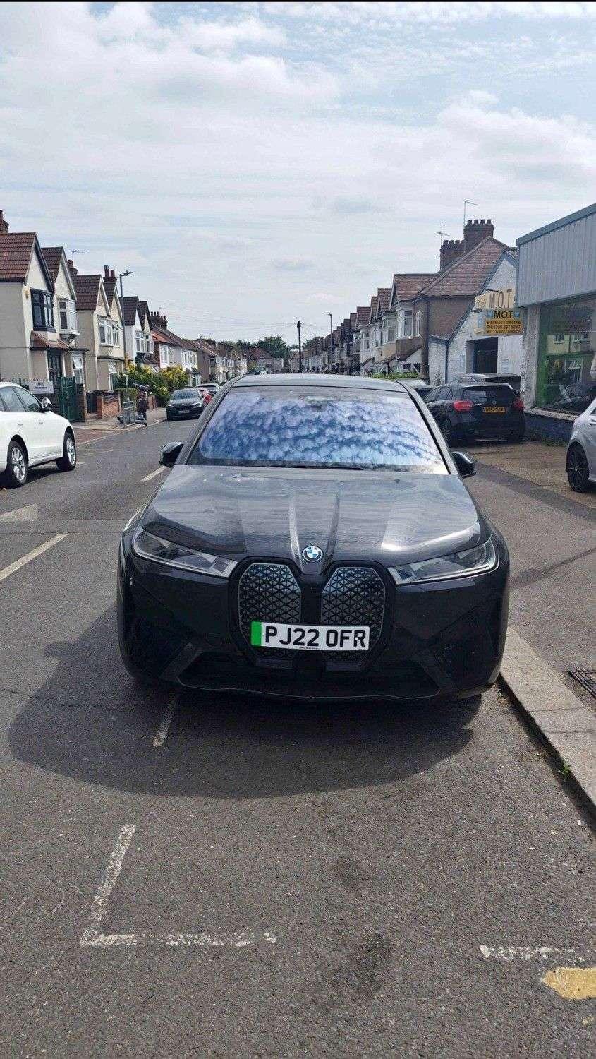 A 2022 BMW IX 40 76.6kWh M Sport SUV 5dr Electric Auto xDrive (326 ps) A 2022 BMW IX 40 76.6kWh M Sport SUV 5dr Electric Auto xDrive (326 ps)