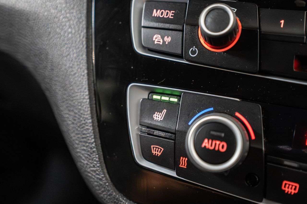 2019 BMW 1 SERIES 2019 BMW 1 SERIES