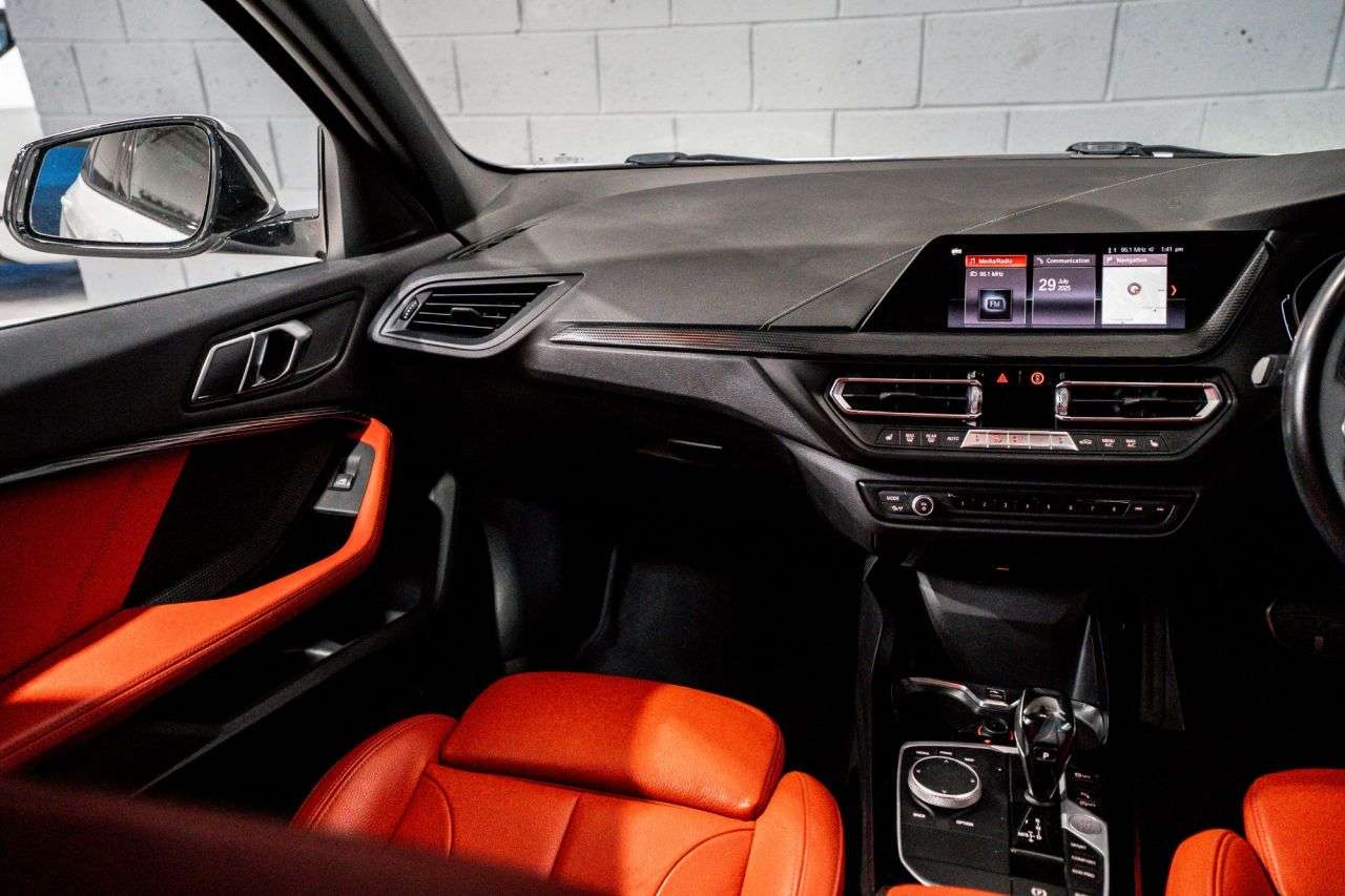 2019 BMW 1 SERIES 2019 BMW 1 SERIES