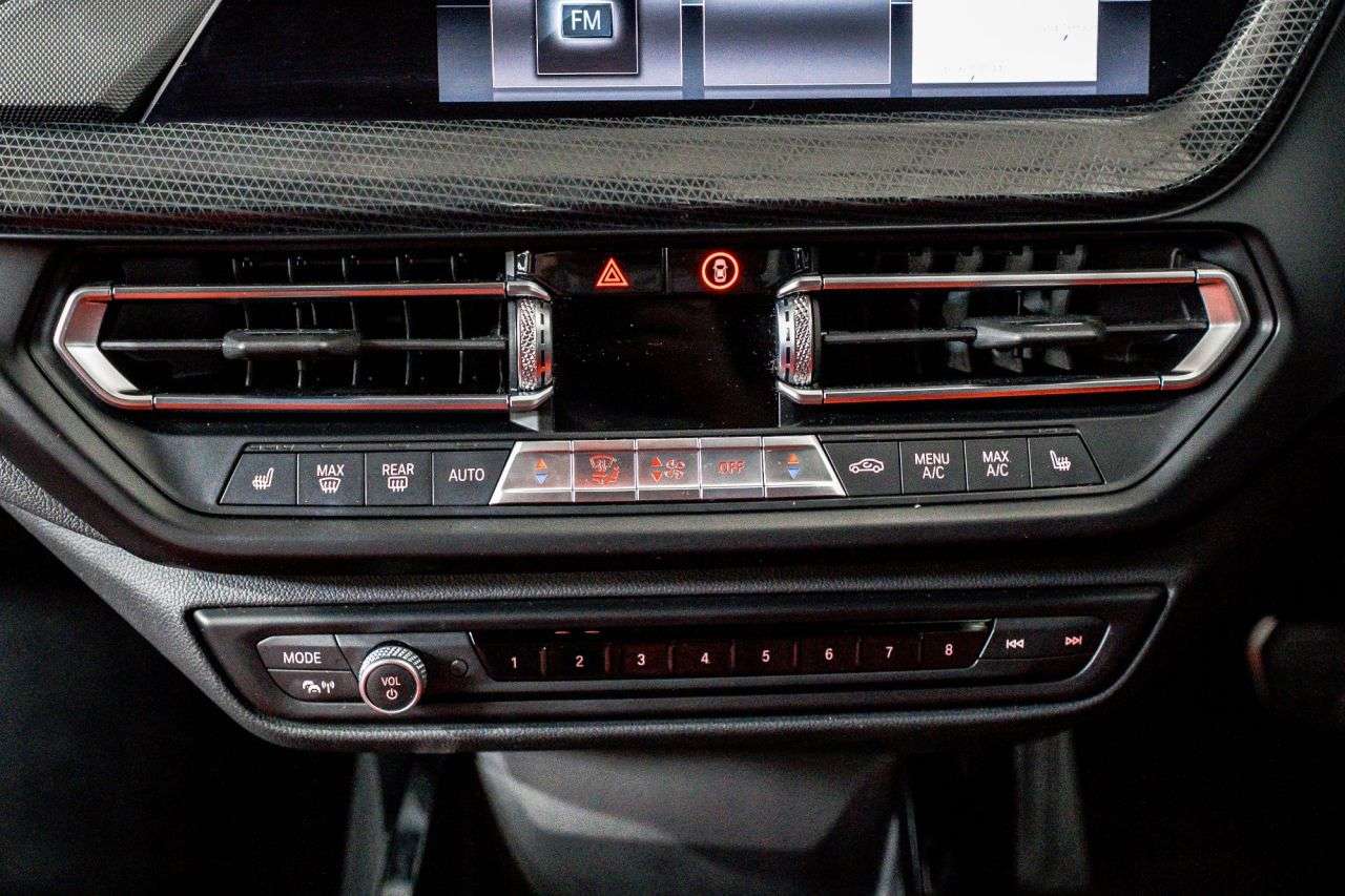 2019 BMW 1 SERIES 2019 BMW 1 SERIES