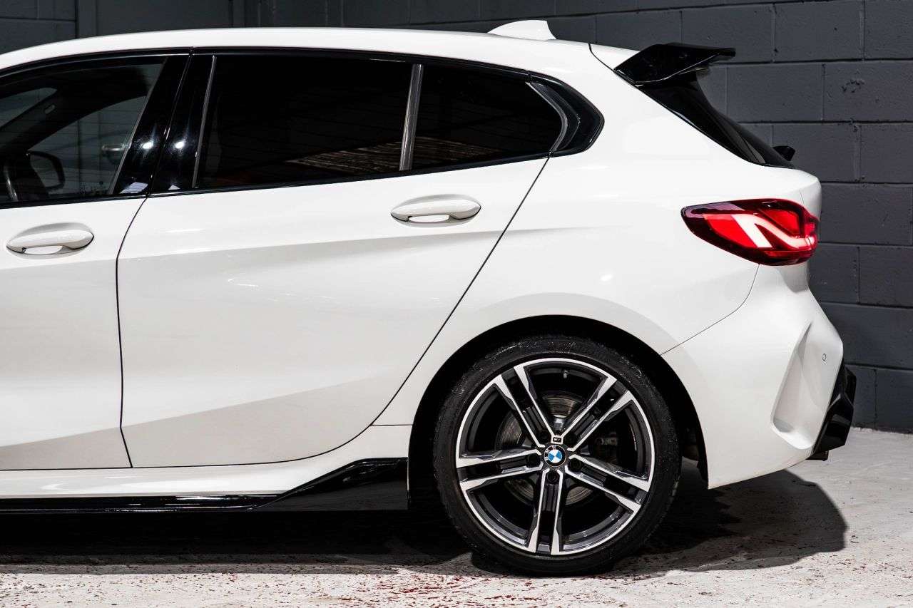 2019 BMW 1 SERIES 2019 BMW 1 SERIES