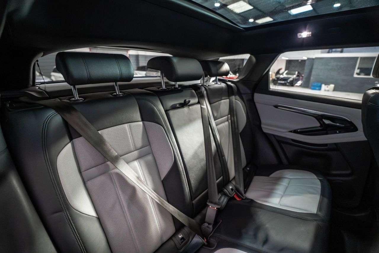 2019 LAND ROVER RANGE ROVER EVOQUE 2019 LAND ROVER RANGE ROVER EVOQUE