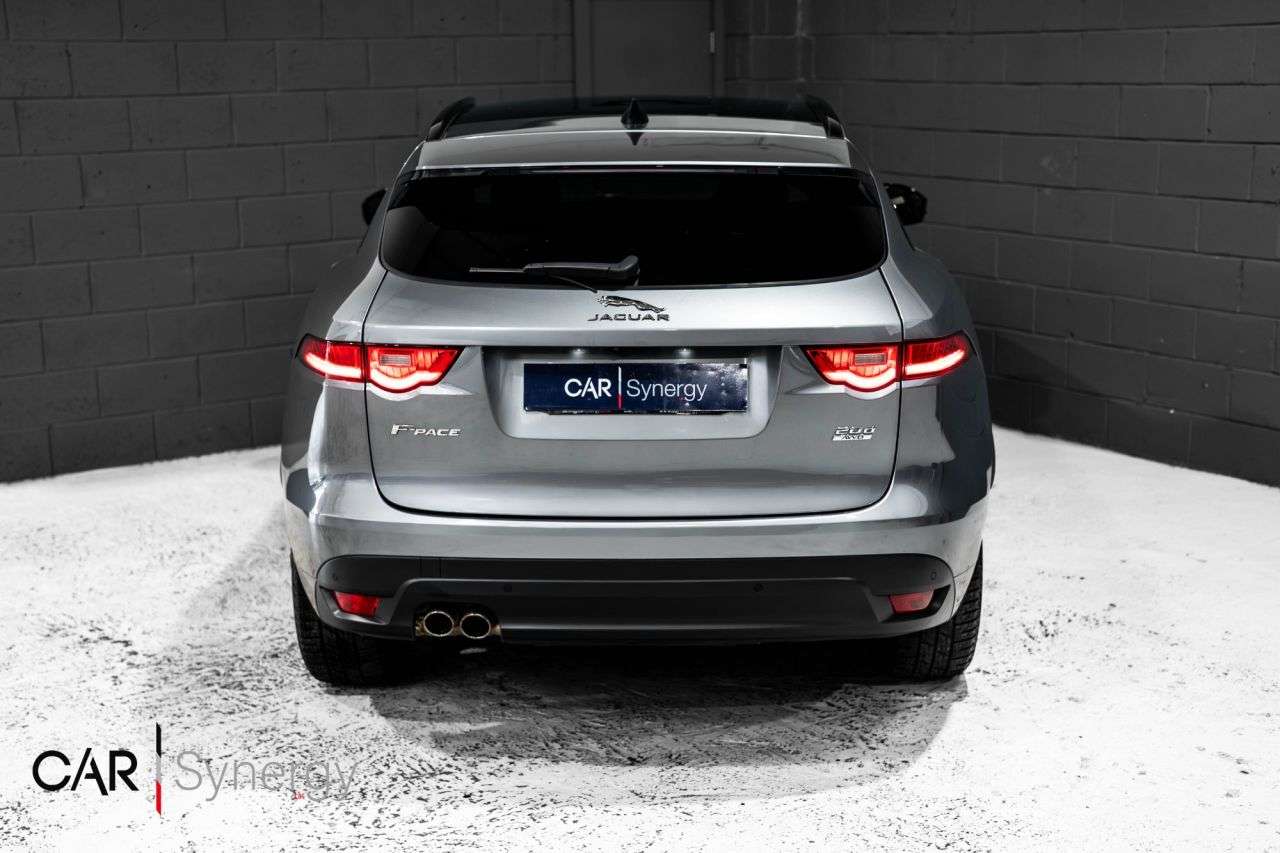 2020 JAGUAR F-PACE 2020 JAGUAR F-PACE