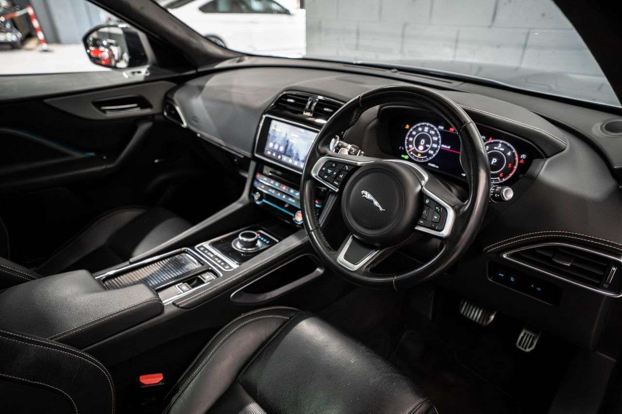 2020 JAGUAR F-PACE 2020 JAGUAR F-PACE