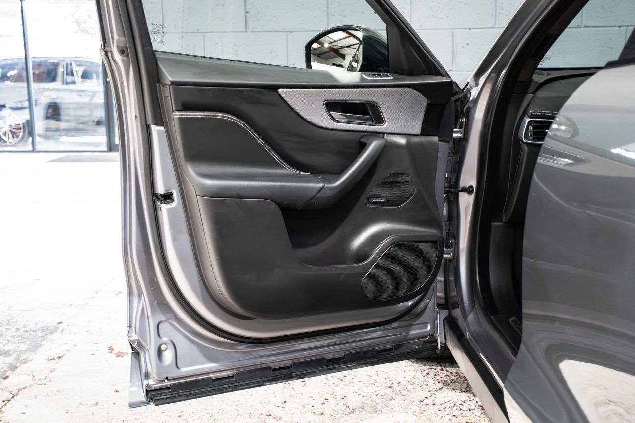 2020 JAGUAR F-PACE 2020 JAGUAR F-PACE