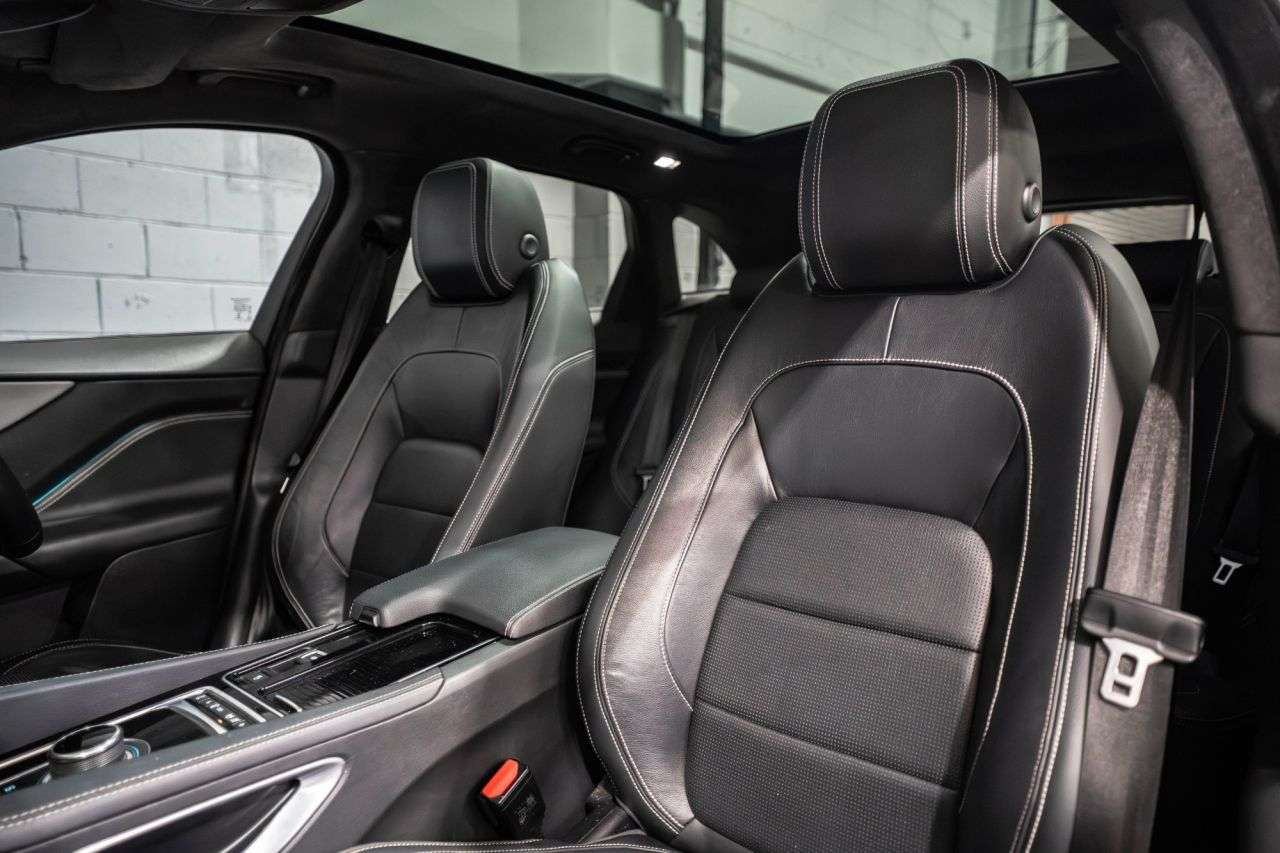 2020 JAGUAR F-PACE 2020 JAGUAR F-PACE