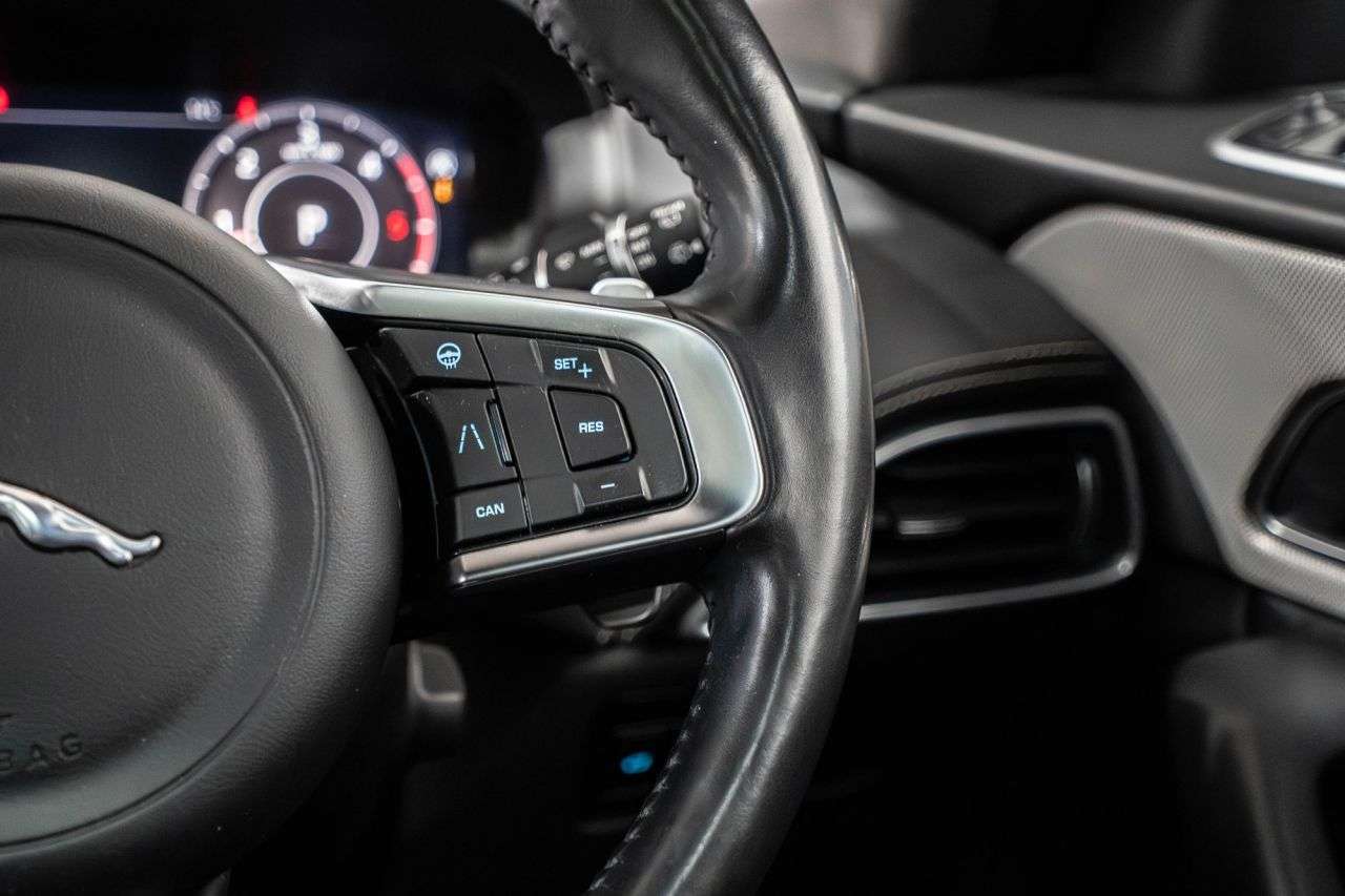 2020 JAGUAR F-PACE 2020 JAGUAR F-PACE