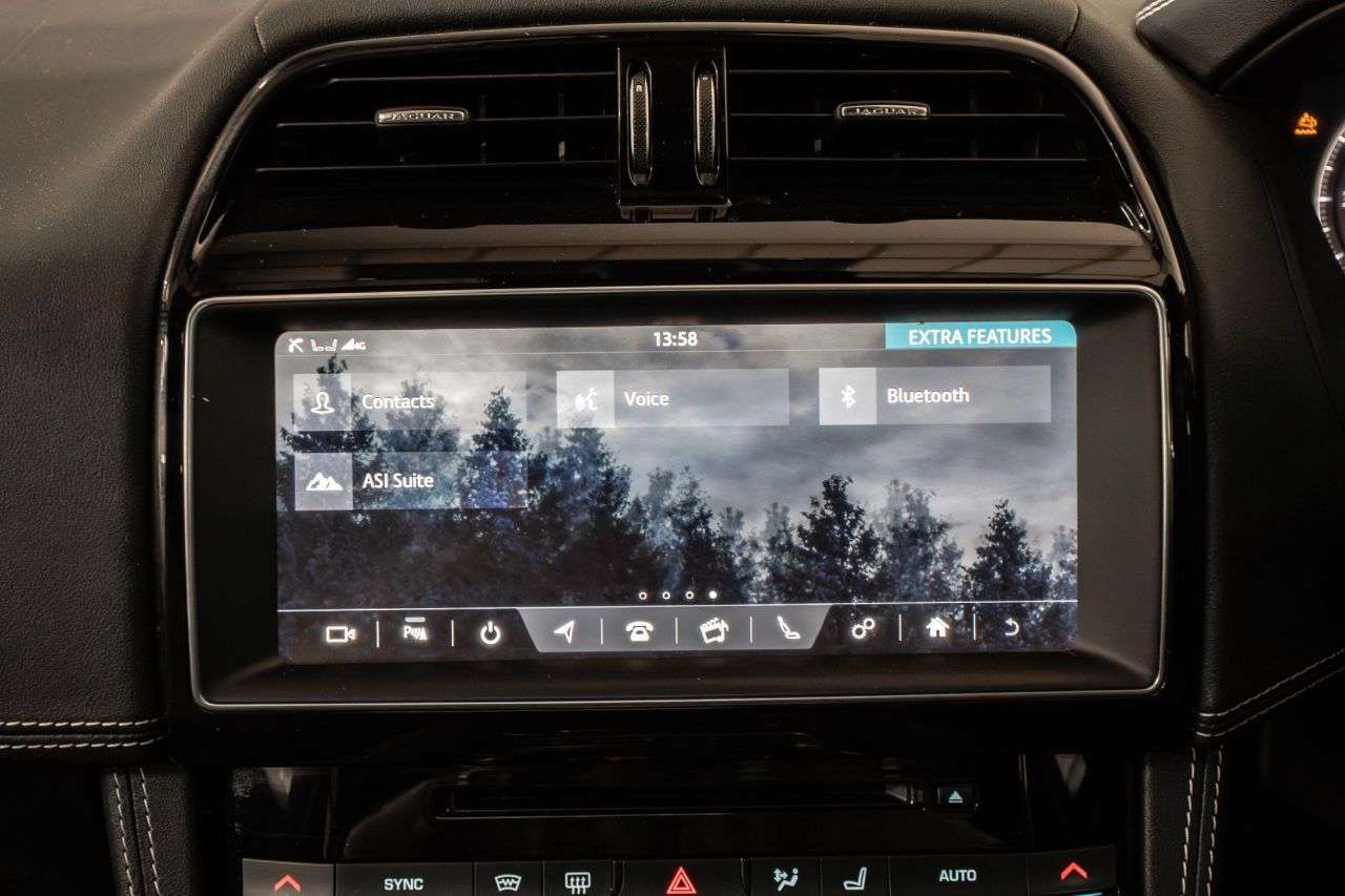 2020 JAGUAR F-PACE 2020 JAGUAR F-PACE