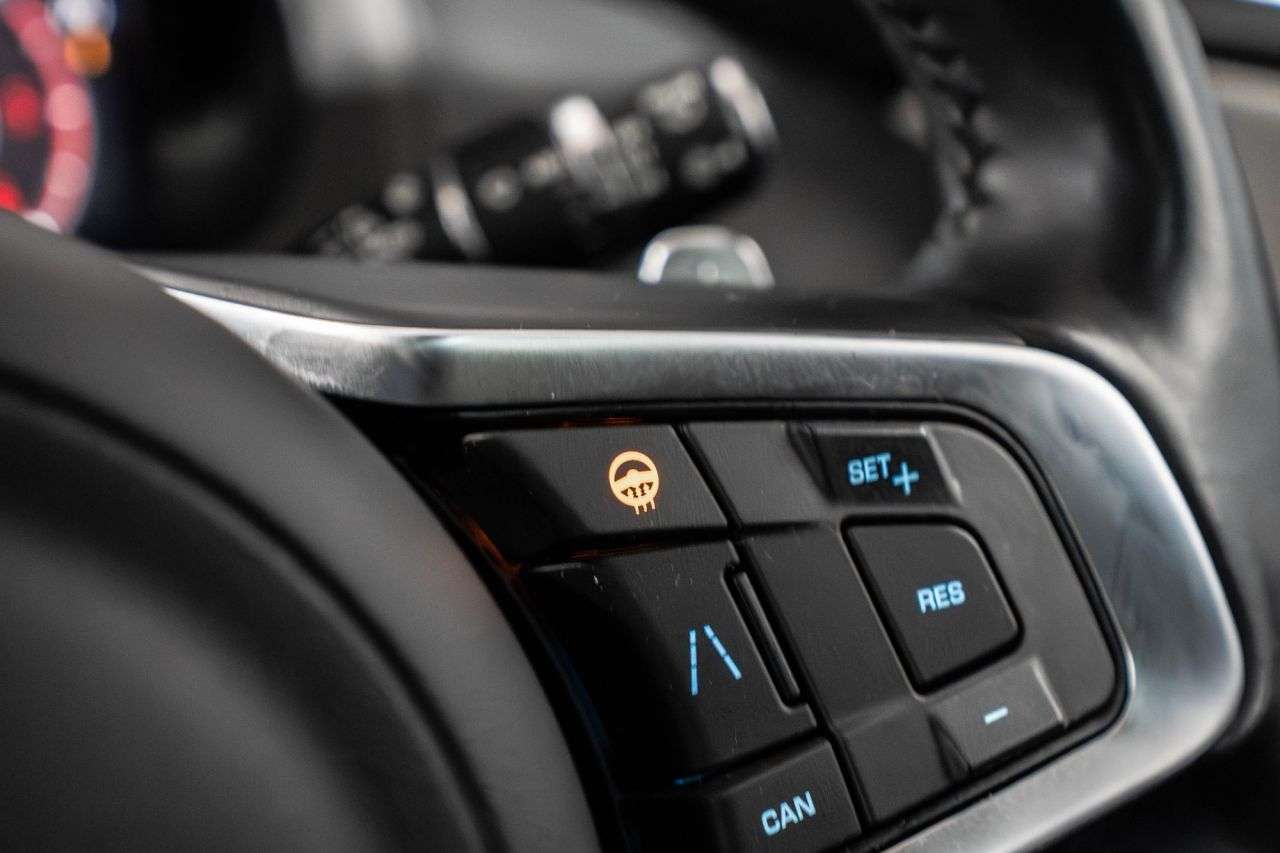 2020 JAGUAR F-PACE 2020 JAGUAR F-PACE