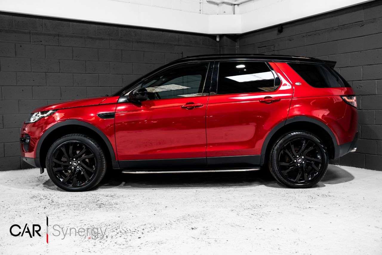 A 2018 LAND ROVER DISCOVERY SPORT 2.0 TD4 HSE Black SUV 5dr Diesel Auto 4WD Euro 6 (s/s) (180 ps) / STUNNING A 2018 LAND ROVER DISCOVERY SPORT 2.0 TD4 HSE Black SUV 5dr Diesel Auto 4WD Euro 6 (s/s) (180 ps) / STUNNING