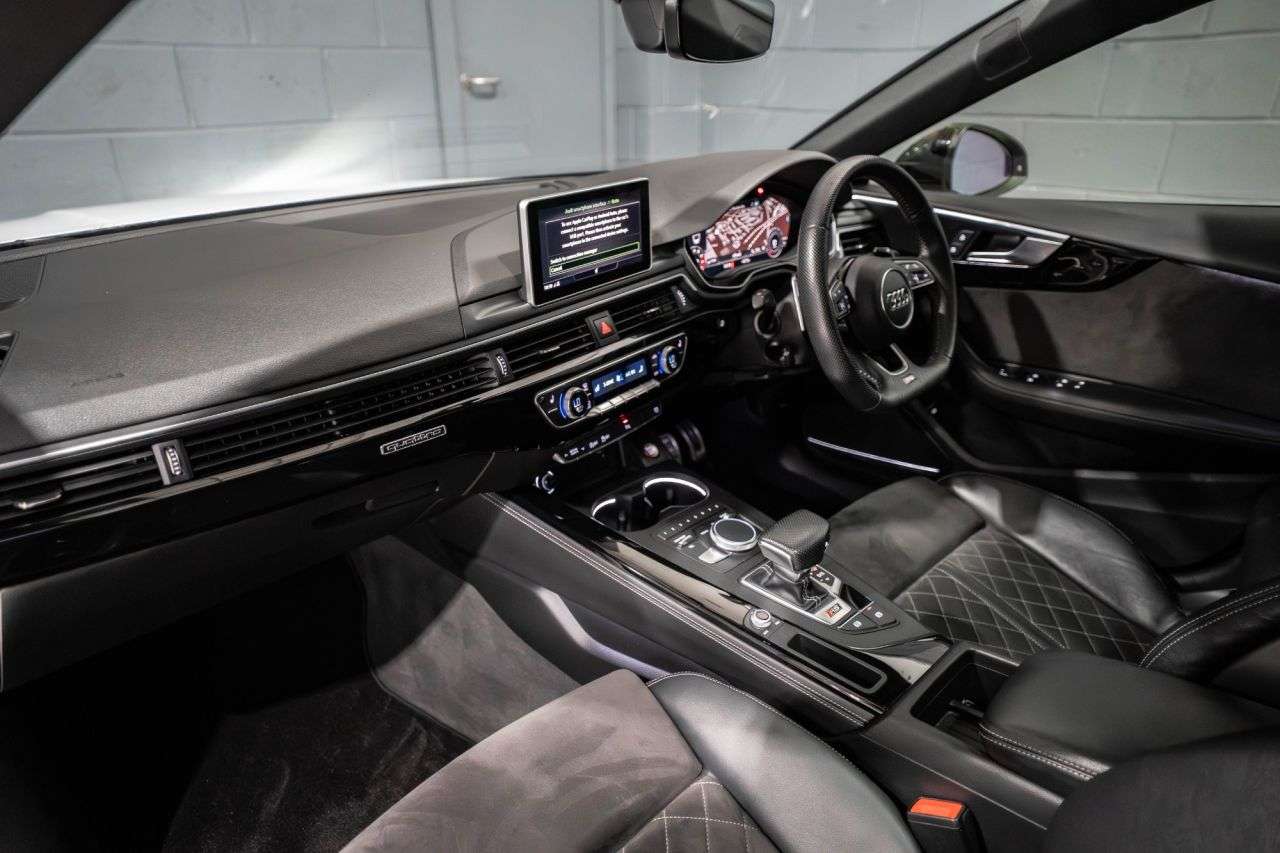 2019 AUDI RS5 2019 AUDI RS5