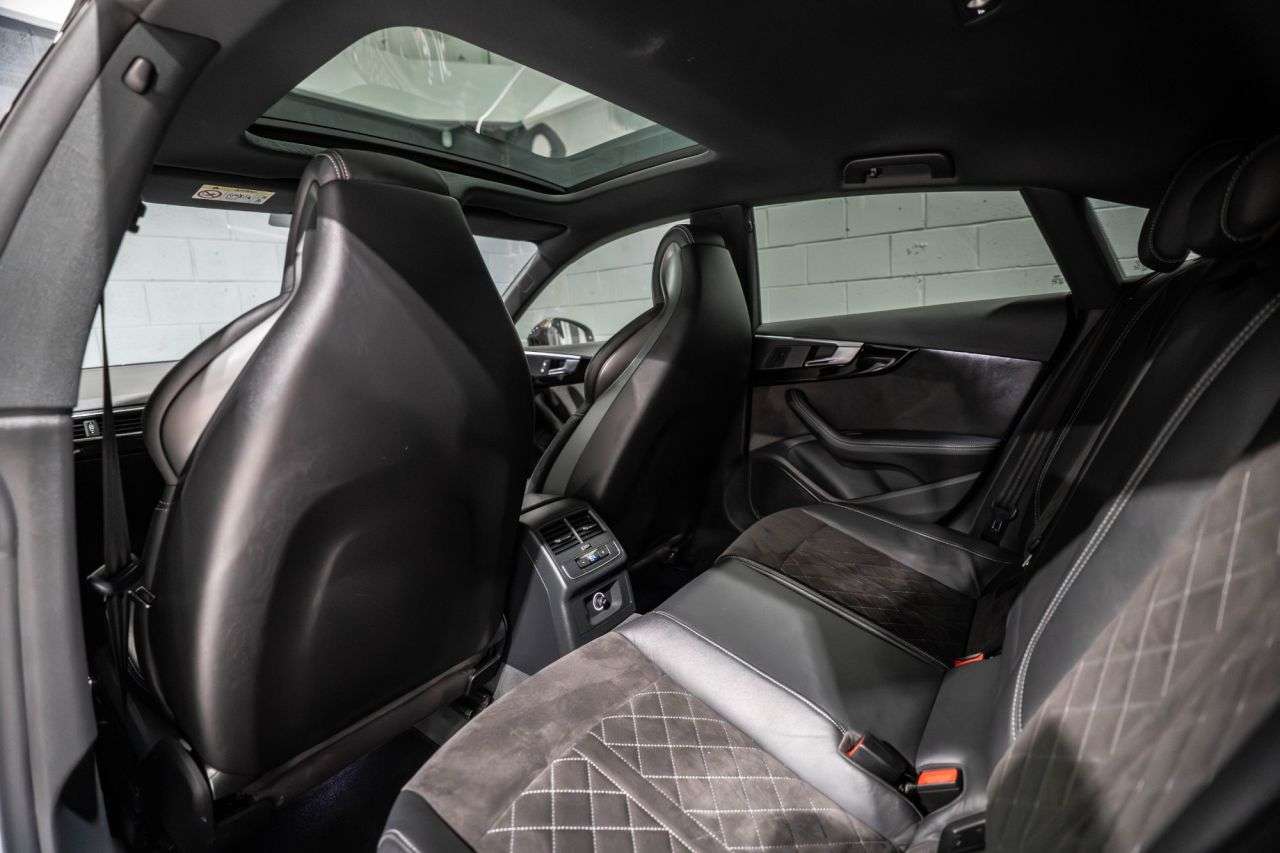 2019 AUDI RS5 2019 AUDI RS5