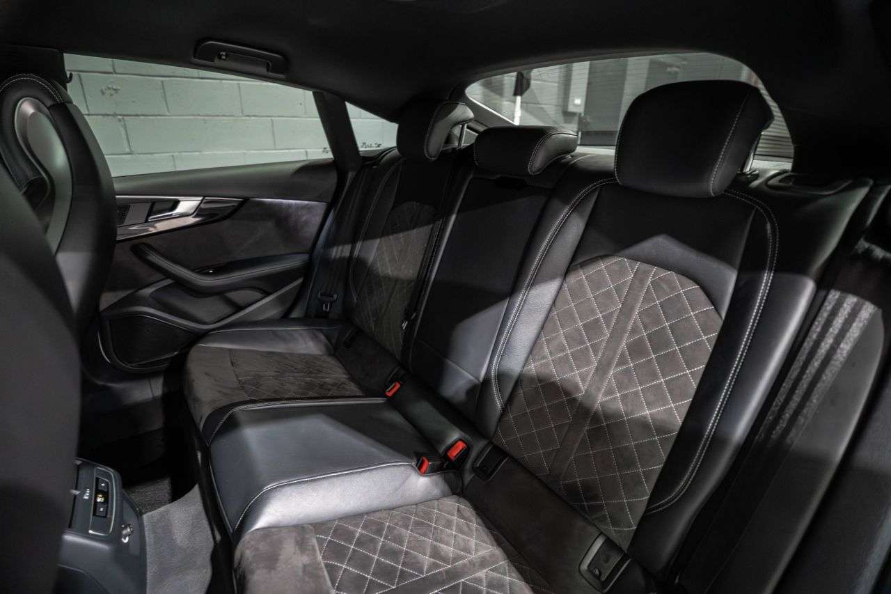 2019 AUDI RS5 2019 AUDI RS5