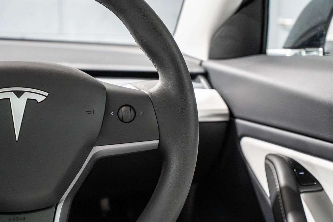 2020 TESLA MODEL 3 2020 TESLA MODEL 3