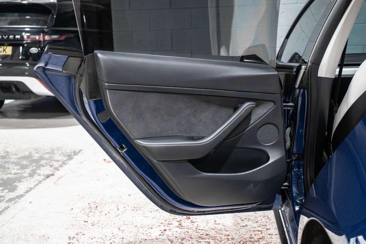 2021 TESLA MODEL 3 2021 TESLA MODEL 3