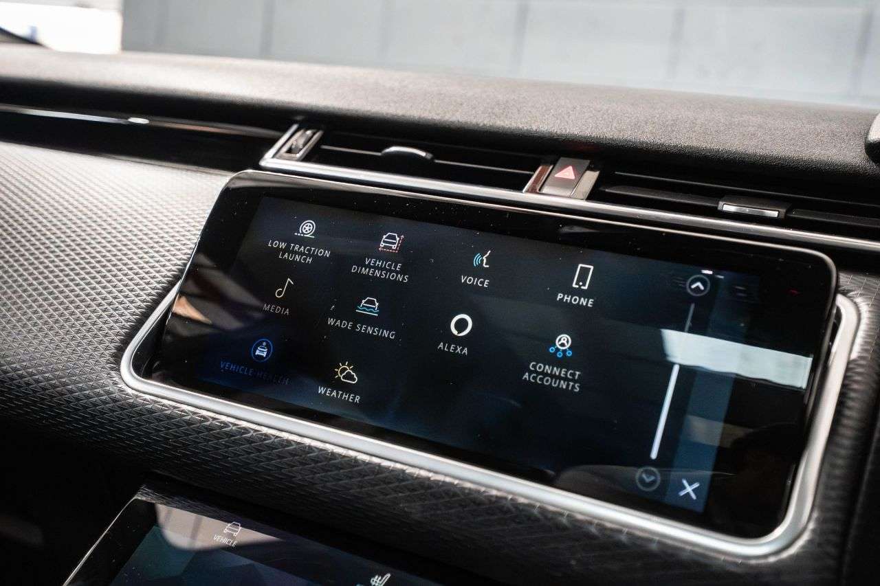 2021 LAND ROVER RANGE ROVER VELAR 2021 LAND ROVER RANGE ROVER VELAR