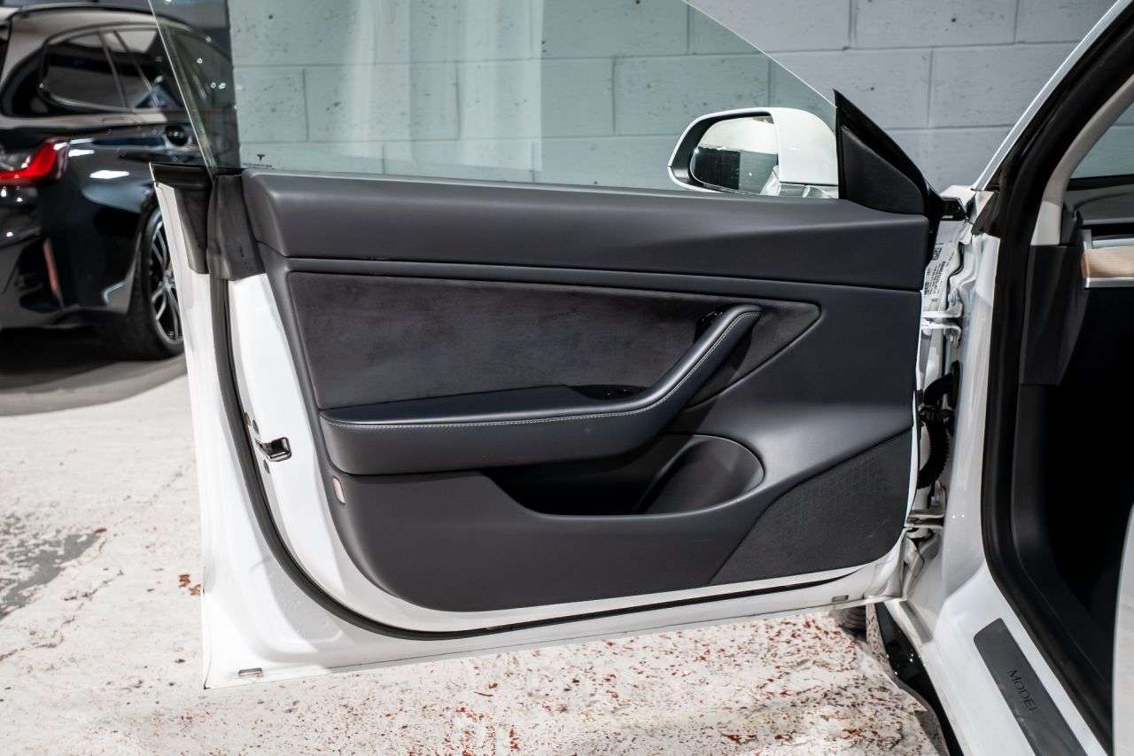 2019 TESLA MODEL 3 2019 TESLA MODEL 3