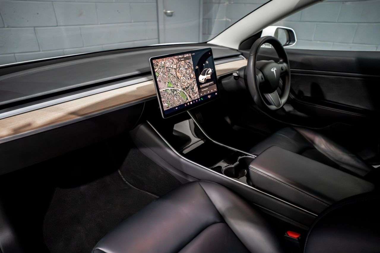 2019 TESLA MODEL 3 2019 TESLA MODEL 3