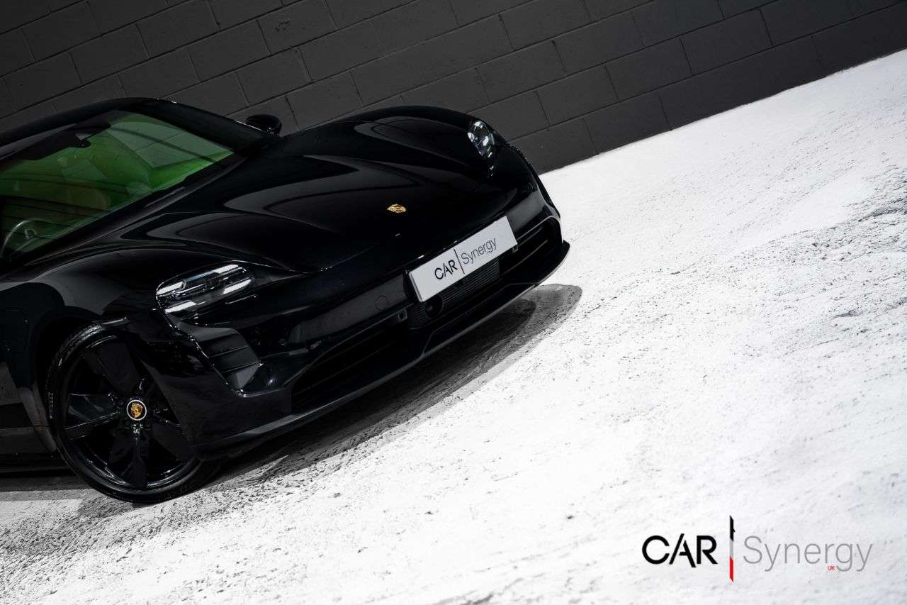 2020 PORSCHE TAYCAN 2020 PORSCHE TAYCAN