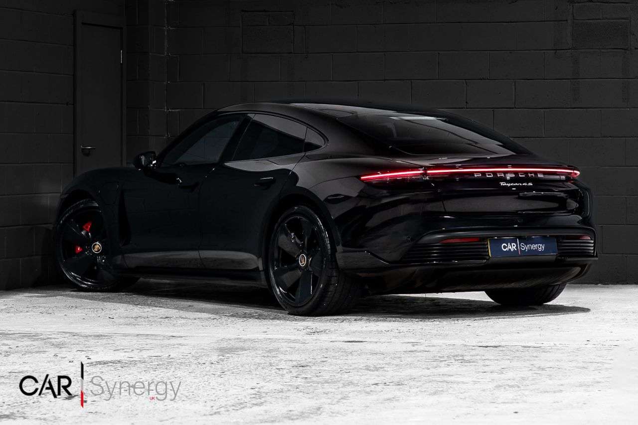 2020 PORSCHE TAYCAN 2020 PORSCHE TAYCAN