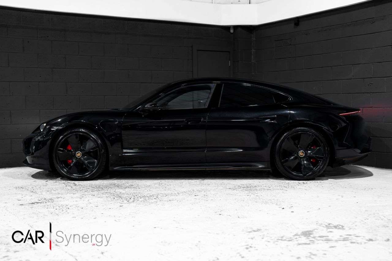 2020 PORSCHE TAYCAN 2020 PORSCHE TAYCAN