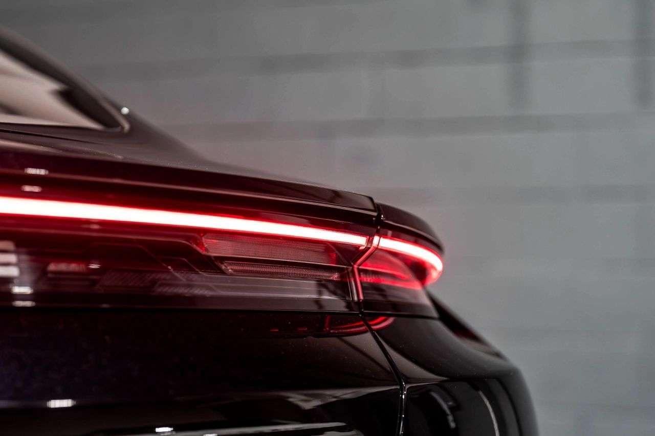 2020 PORSCHE TAYCAN 2020 PORSCHE TAYCAN