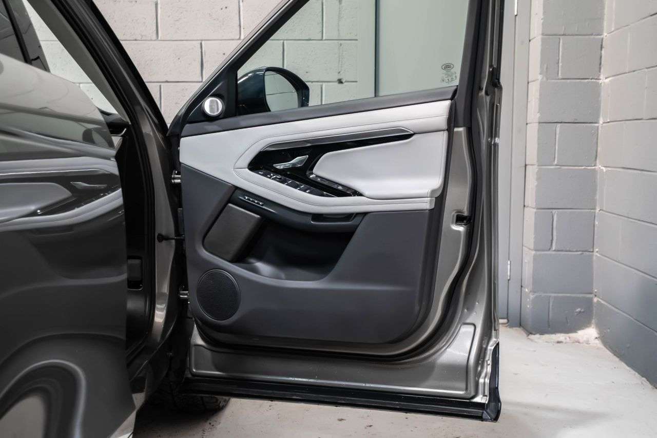 2019 LAND ROVER RANGE ROVER EVOQUE 2019 LAND ROVER RANGE ROVER EVOQUE