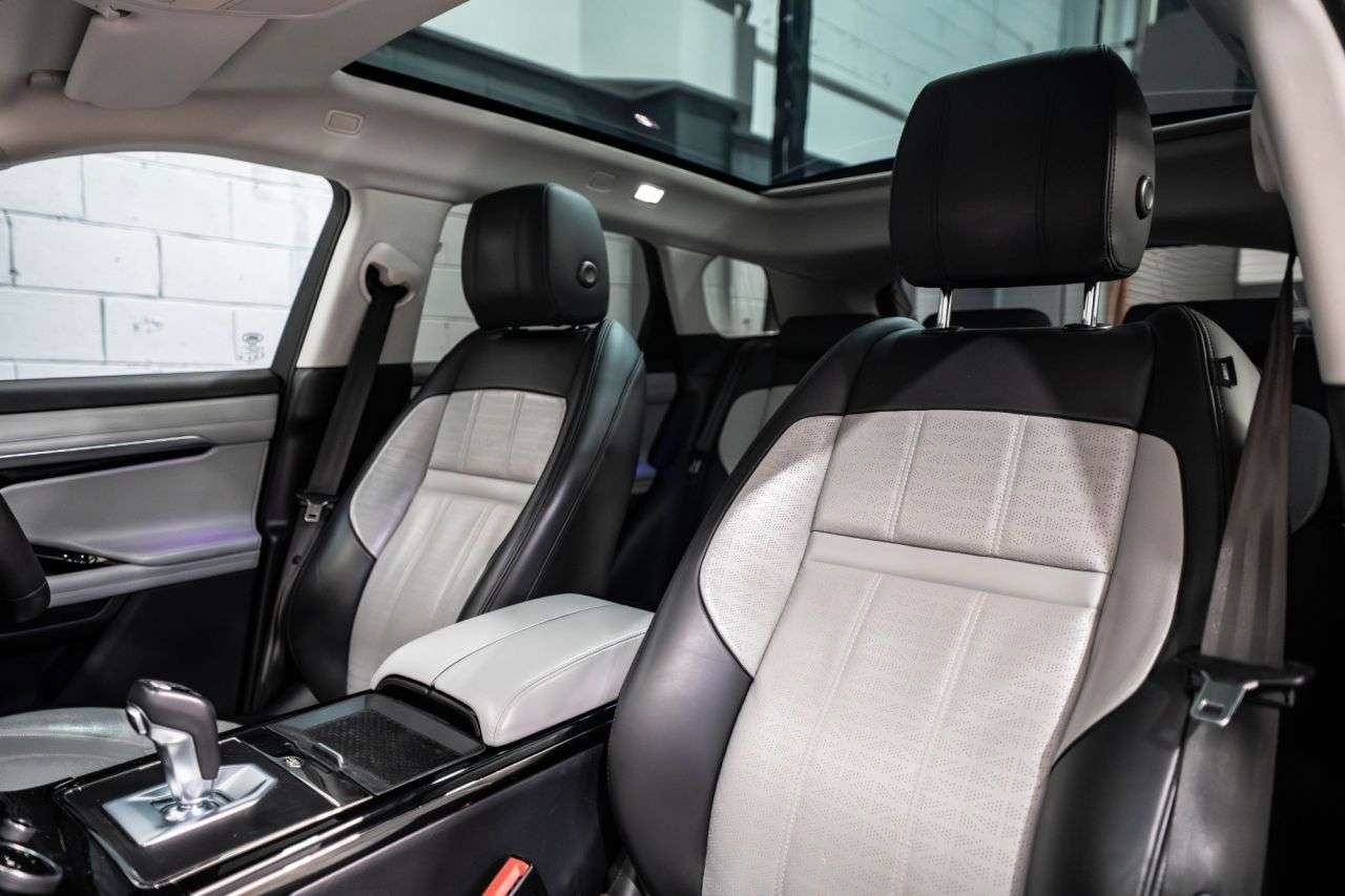 2019 LAND ROVER RANGE ROVER EVOQUE 2019 LAND ROVER RANGE ROVER EVOQUE