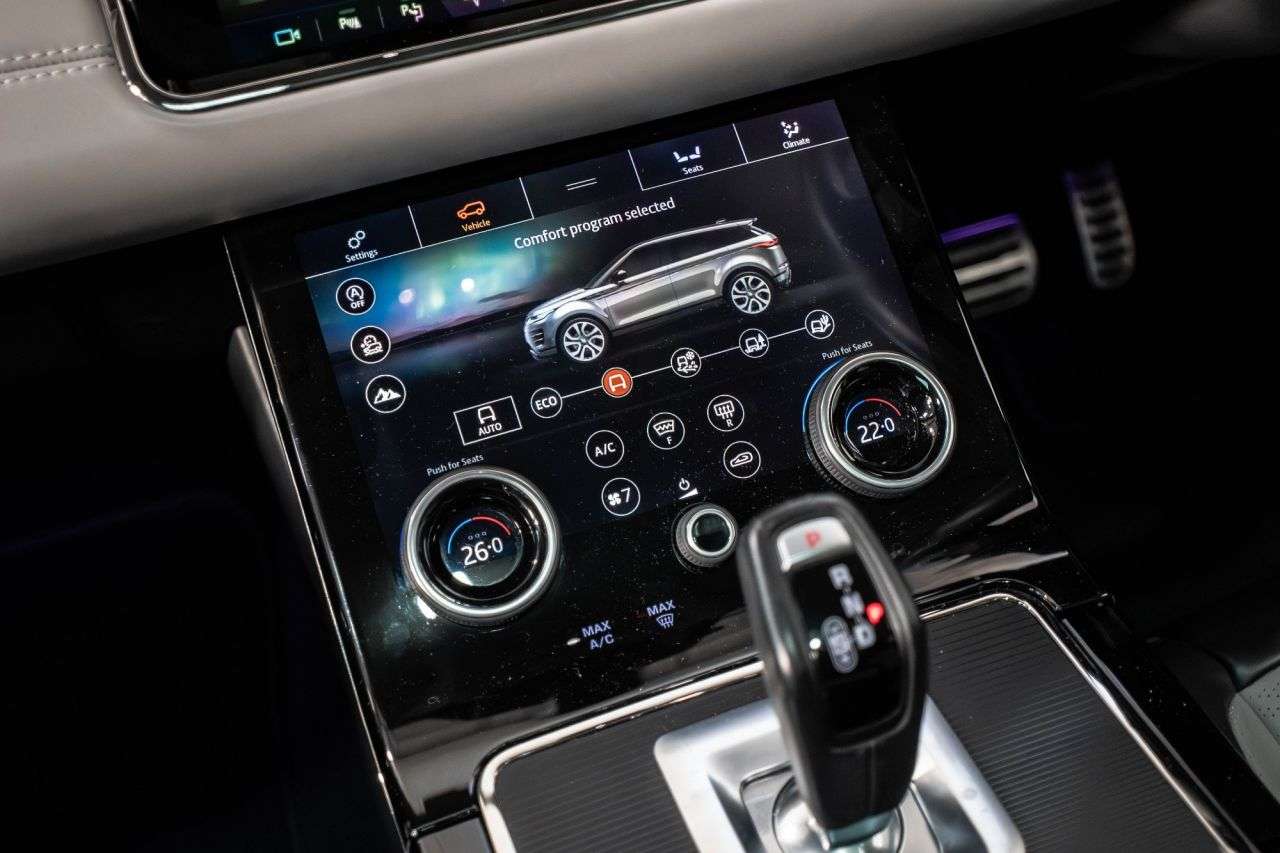 2019 LAND ROVER RANGE ROVER EVOQUE 2019 LAND ROVER RANGE ROVER EVOQUE