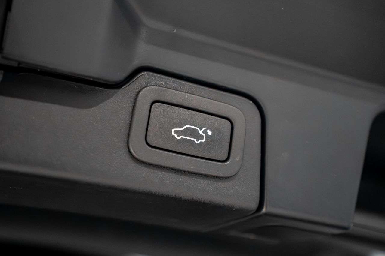 2018 LAND ROVER RANGE ROVER EVOQUE 2018 LAND ROVER RANGE ROVER EVOQUE